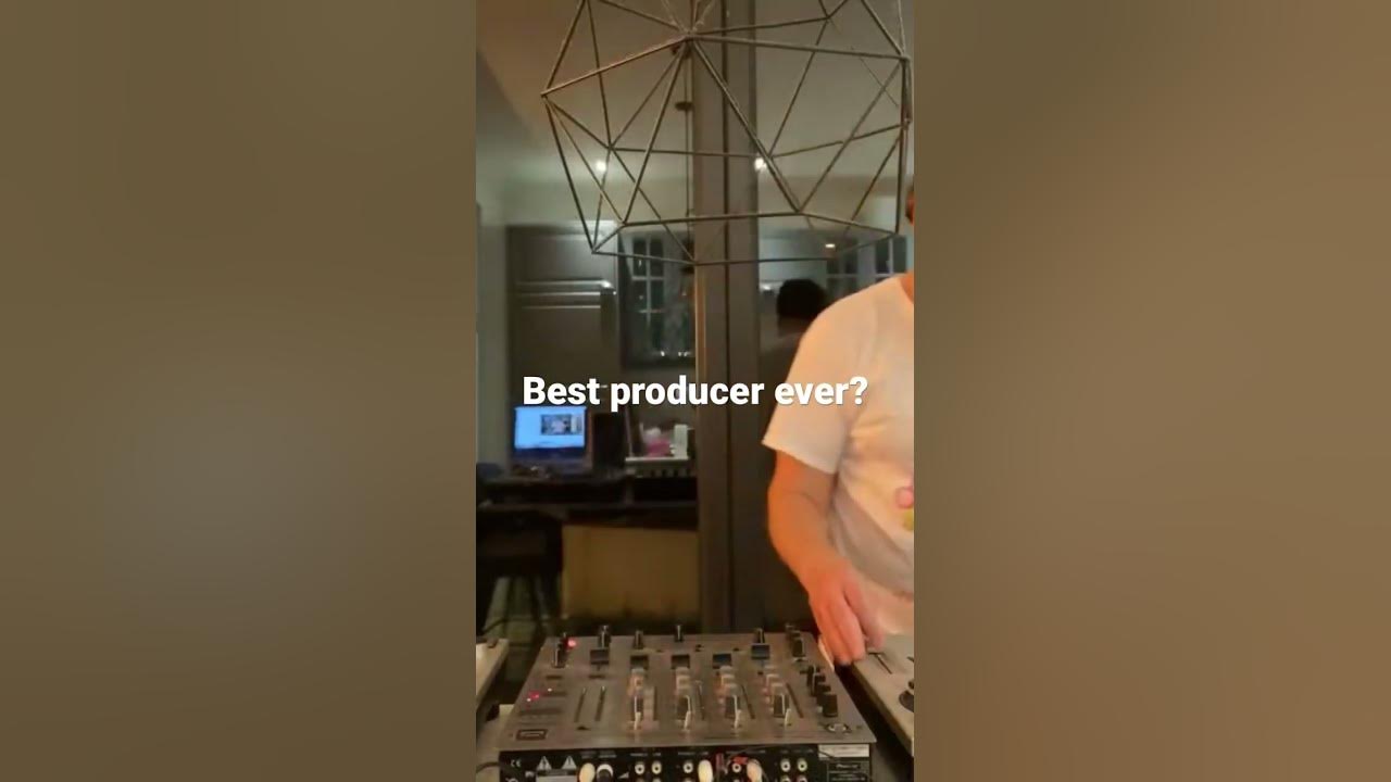 Anybody more jungle than DJ Crystl? Anybody more jungle than DJ Crystl?