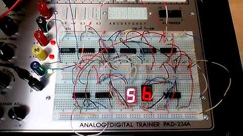 Digital stopwatch circuit