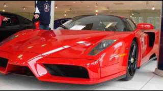 Red Ferrari Enzo Start Up and Rev