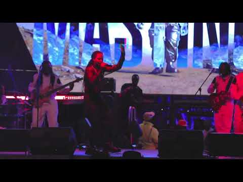 Chris Kaiga & Tha Movement - Mastingo (Live)