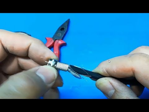 فيديو: كيفية توصيل الكابل بالهوائي