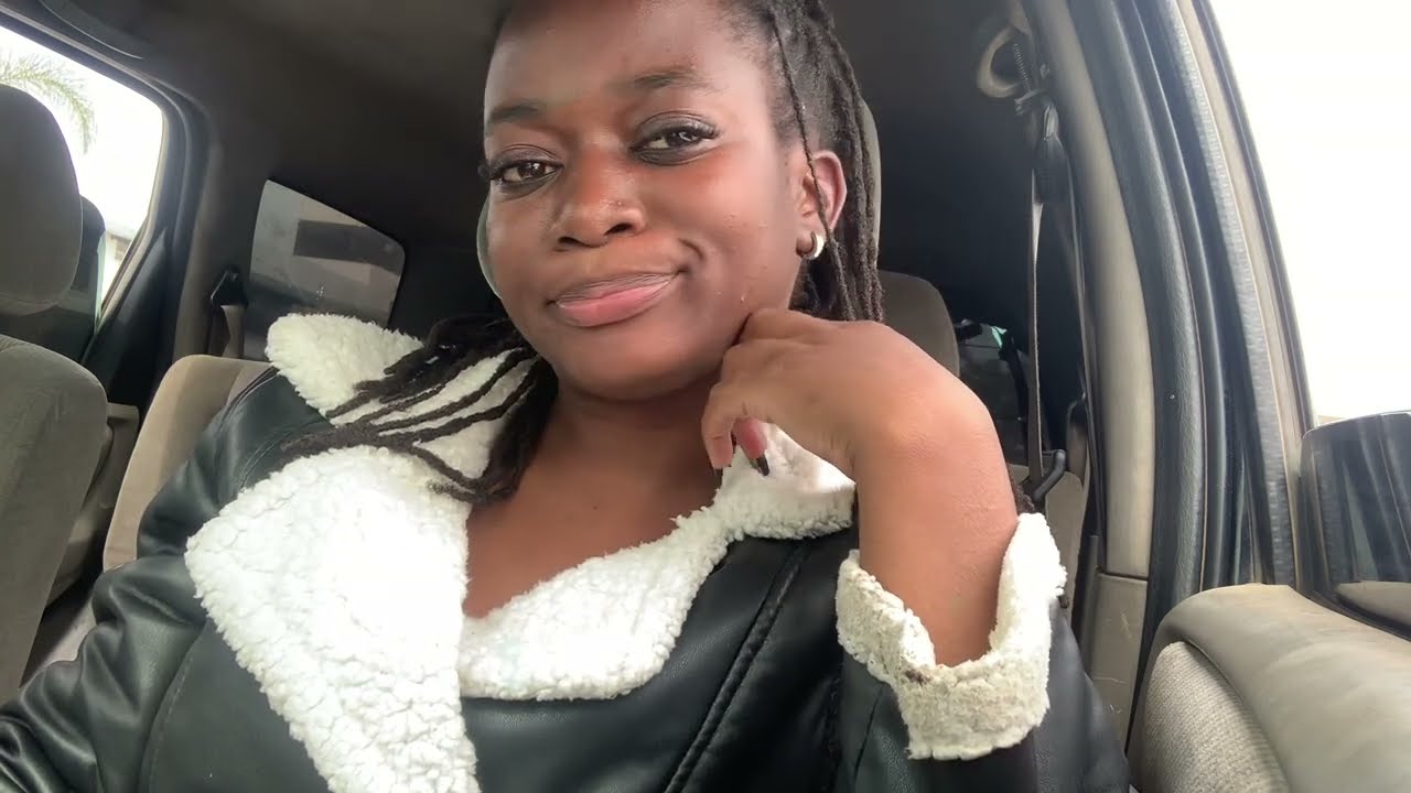 MINI VLOG | Lunch at Nando's 🍗 | Fiesta Fries & Chill with a Friend | Zimbabwean YouTuber 🇿🇼