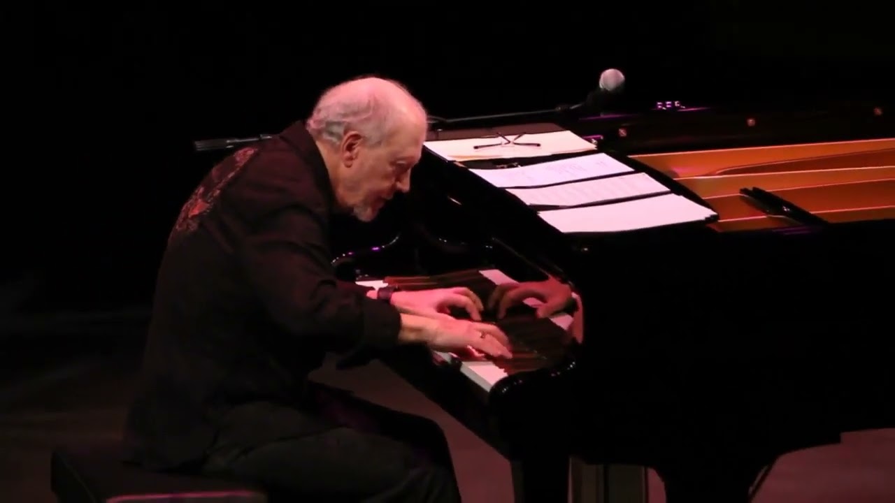 Bob Ravenscroft Trio in concert at Tempe Center for the Arts with the Ravenscroft model 275