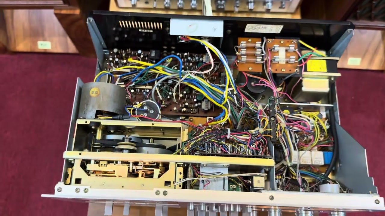 Tape Deck Akai - GXC - 730D 🌹Hoa Hậu. Thuý Kiều - Thuý Vân. Chạy 2 Chiều - Auto Vớt 2 Chiều Tiện Lợi