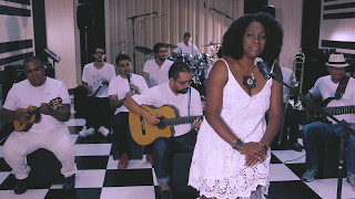 Video thumbnail of "Dhi Ribeiro - Para Uso Exclusivo da Casa [Clipe Oficial]"