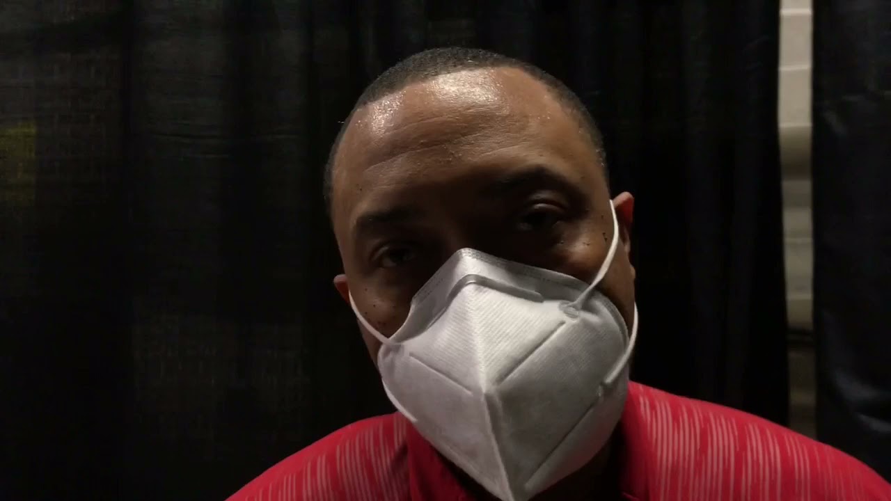 Flint Beecher basketball coach Mike Williams talks winning title after losing father to COVID in ...