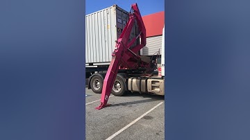 40ft Sideloader Unloading 2 x 20ft Shipping Containers