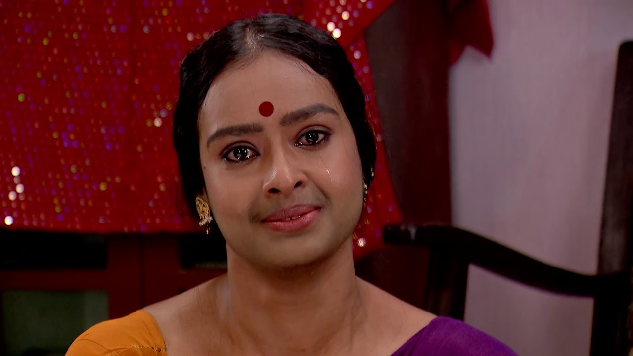 Keksa odamlar siyishadi va axlat qilishadi