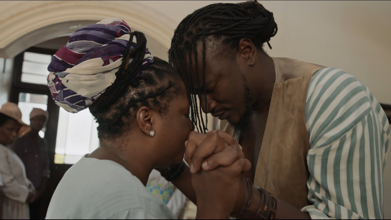 ⁣Jah Prayzah ft. Feli Nandi - Sarungano (Official Music Video)