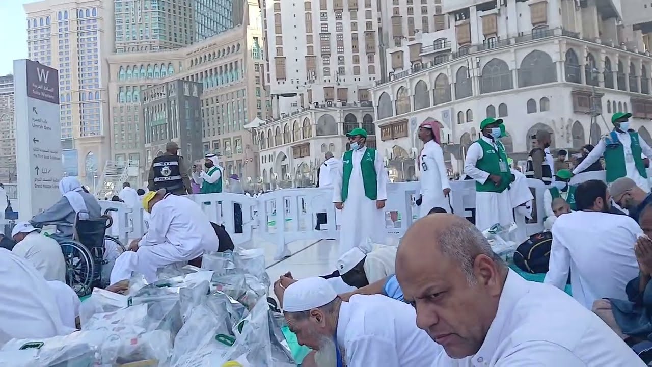 حرم مکہ کے بیرونی صحن کے مناظر سبحان اللہ