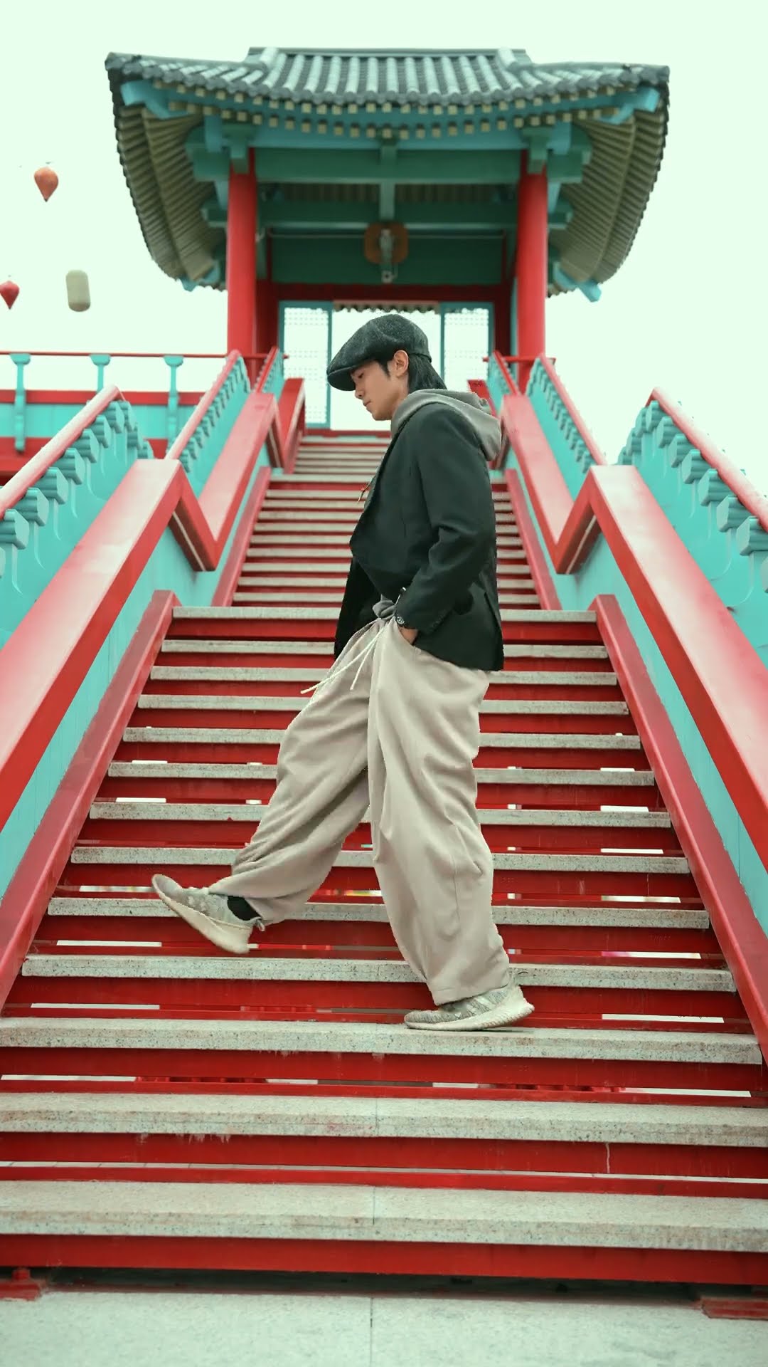 Lên Cầu Thang | Oppa Huy - Trend ?