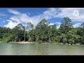 detik² supir land cruiser melewati sungai yang dalam