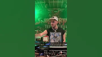 Shake It To The Max AGAIN Limitlezz Doesn T Miss 