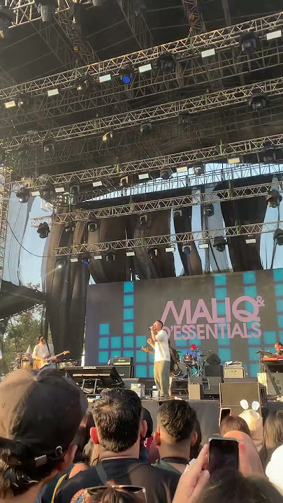 Dia - Maliq & D’Essentials (Live Concert) #konser #maliqdessentials #dia