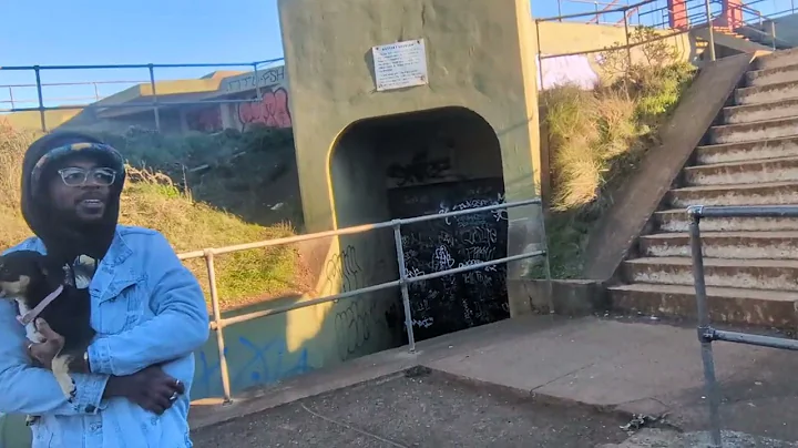 PXL 20251211 225542916