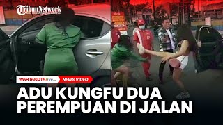 Dua Perempuan Duel di Jalan