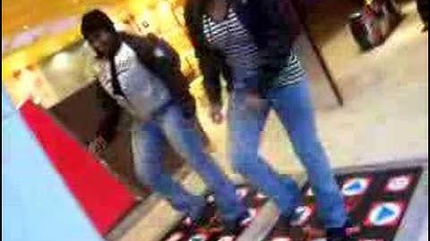 dem VA gurls doing it big on DDR