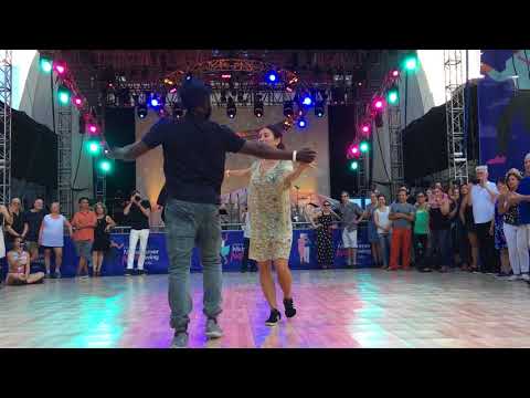 Video: Hustle Dancing - Pro Ty, Kteří Vás Chtějí Pobláznit