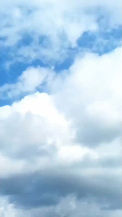 awan bergerak#awan# langit#shorts#vidio awan bergerak# mentahan awan bergerak#timelapse# langit biru