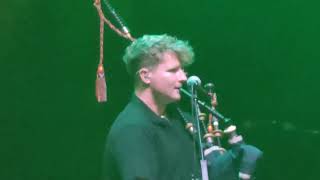 Rura actúa en el parque de Santa Margarita en el cierre de las fiestas de Coruña