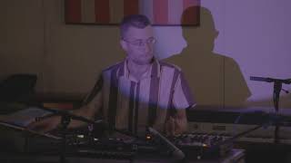 BLOMMA ft. Elskavon - DISCO (Live @ Midwestern Records)