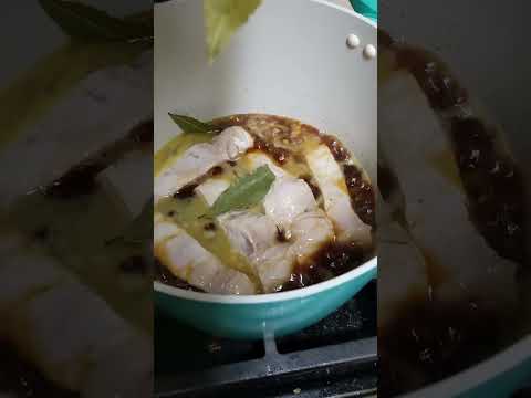 Idiot cooks pork