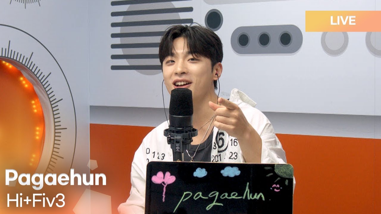 Pagaehun (박태훈) - Hi+Fiv3 | K-Pop Live Session | Radio’n Us Pagaehun (박태훈) - Hi+Fiv3 | K-Pop Live Session | Radio’n Us