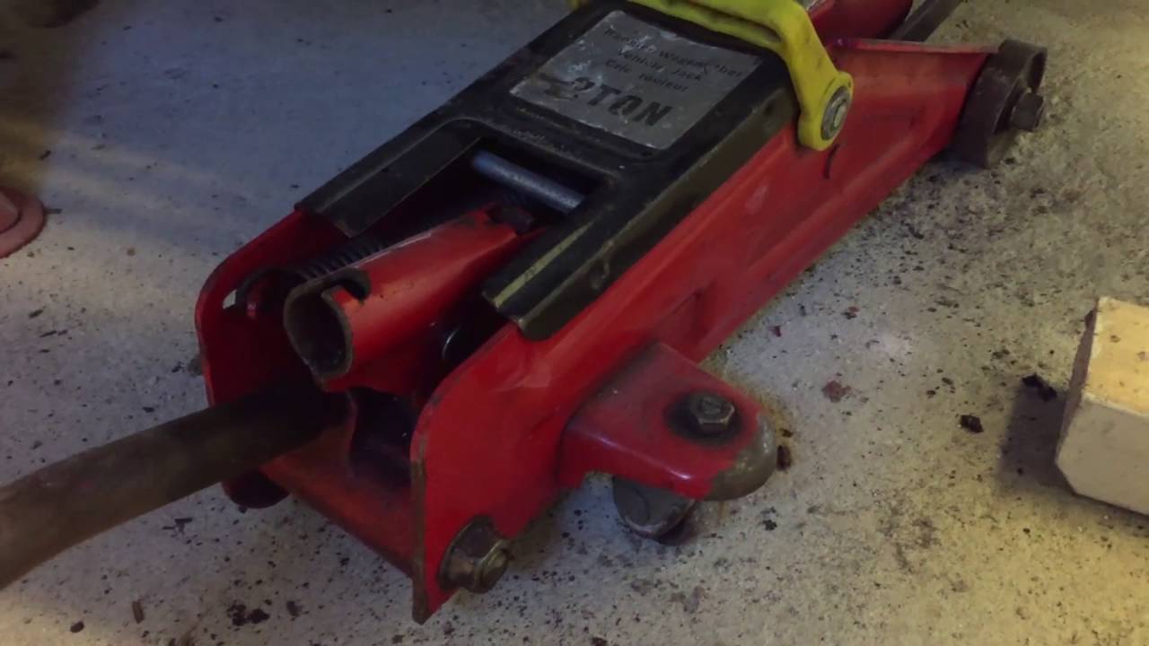 Removing the brake master cylinder from a 1960 Mercedes Benz 180db