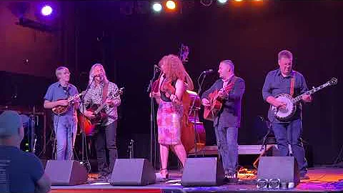 Becky Buller and Friends with Jim Lauderdale - Sle...