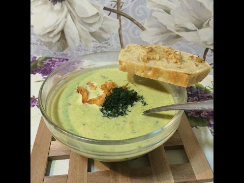 Видео рецепт Суп-пюре из брокколи с креветками