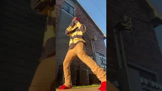 Blow up to see front angle 😭🔥 Dc: Me 🕺🏽 #viral #dance #footwork #shorts #everybody #nickiminaj