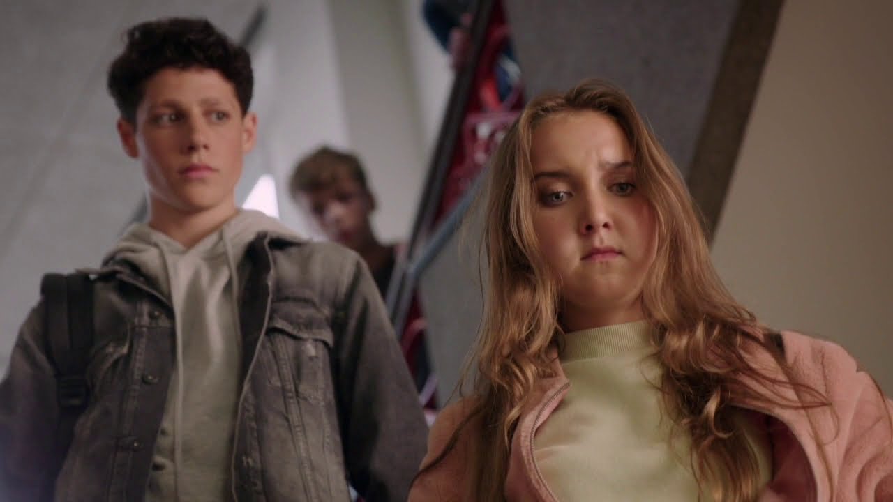 GTST - Demi wordt gepest: Demi laat Milou struikelen - Deel 110 (30-09-2020)