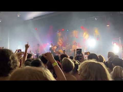 Lime Cordiale I Touch Myself Live