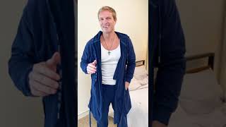 DudeRobe:  See Why Dudes Love It So Much...