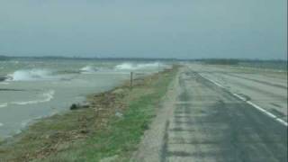 Spring 2010 Flood Pictures Movie.wmv