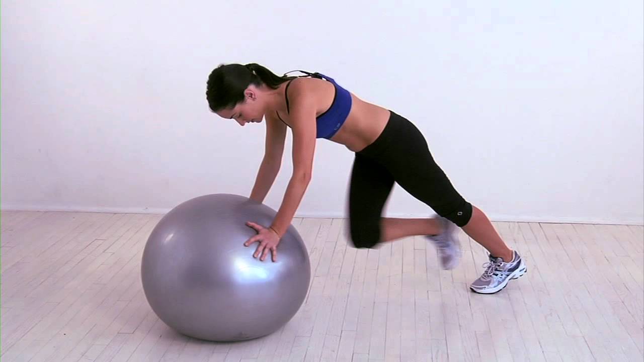 19 Swiss Ball Exercises For Weight Loss (That Actually Work) – Fitbod