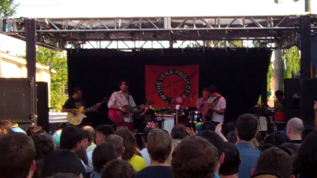Tom Eddy plays the Vera Stage at CHBP