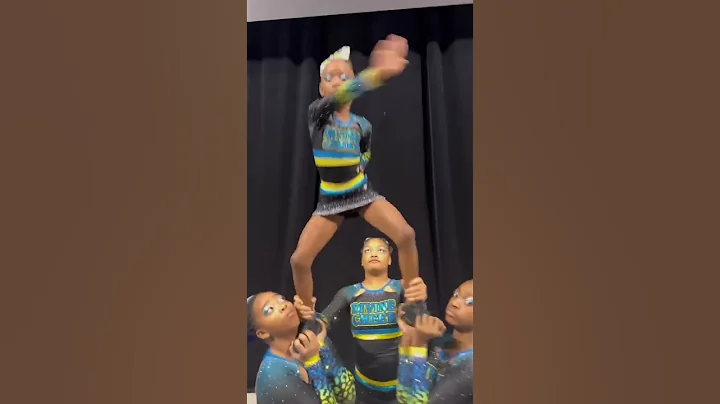 SHE IS SERVING!!😍 #cheer #stunt - DayDayNews