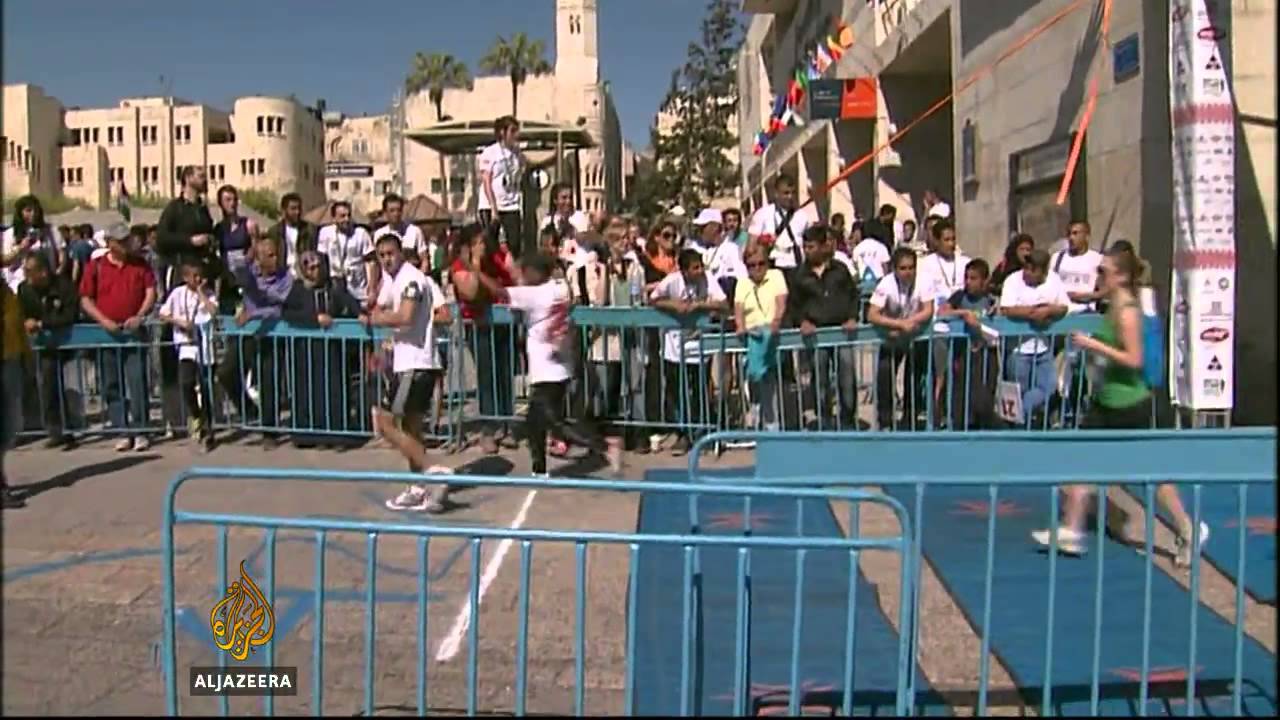 آلاف يشاركون في ماراثون فلسطين