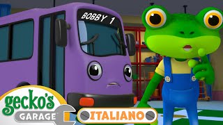 Guasto al bus di notte! Aiuto!🐸Garage di Gecko in Italiano🐸Cartoni di Macchine