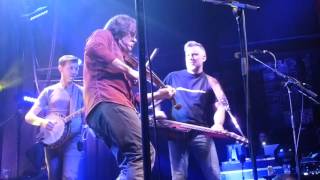 Infamous Stringdusters w Billy Strings "Nine Pound Hammer" chords