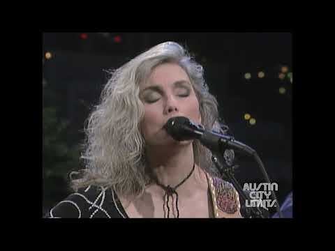 Emmylou Harris &