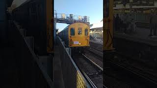 class 201 thumper departing Redhill with a whistle working 1Z66 Milton Keynes-Hastings #tone