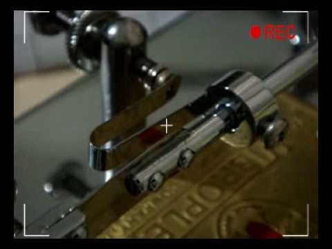 Vibroplex - the most interesting key in the world!