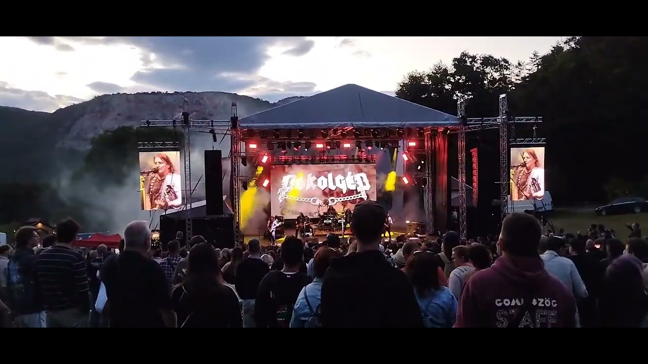 Gombaszög -Pokolgép 2025.7.17.Részlet a koncertból.Rigó Béla felvétele