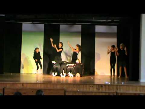 Oakhill Group Mime "Don't Cut Down Trees", directe...