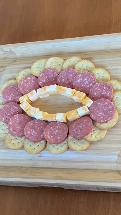 super-bowl-snack-idea-charcuterie-board-superbowl-snackideas