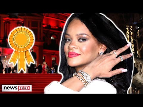 Rihanna Gets Nominated For Fashion Award!