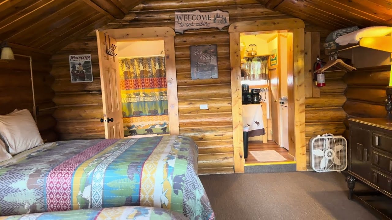 Elk Horn Lodge, cabin # 2 in Cooke City,  Montana ￼