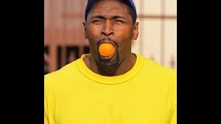 Metta World Peace explica ofensiva triangular de Phil Jackson con frutas